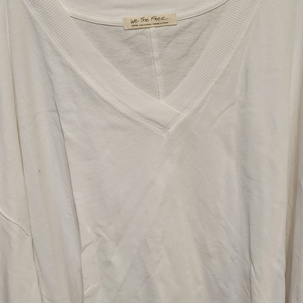 We The Free Women's Classic White Long Sleeve Tee